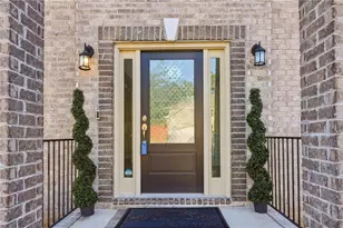 5009 Lynnonhall Ct, Lithonia, GA 30038 - Photo 2