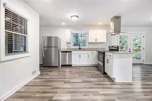 2425 Clifton Springs Rd, Decatur, GA 30034 - Photo 10