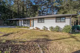 2425 Clifton Springs Rd, Decatur, GA 30034 - Photo 2