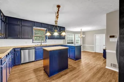 717 Oxford Court SW, Lilburn, GA 30047 - Photo 12