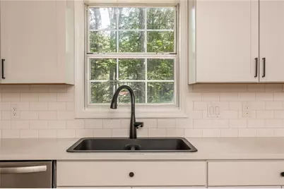 706 Rose Creek Bluff, Woodstock, GA 30189 - Photo 28