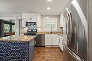 3235 Woodview Dr SE, Smyrna, GA 30082 - Photo 14