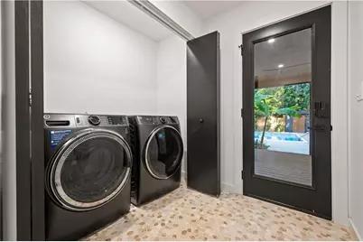 4381 King Valley Drive SE, Smyrna, GA 30082 - Photo 36