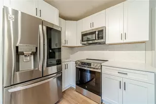 522 Foxmoor Dr SW, Lilburn, GA 30047 - Photo 10