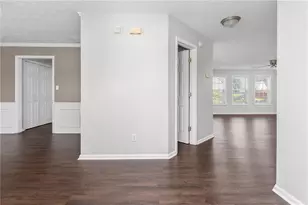 1616 Amhearst Oaks Ct, Lawrenceville, GA 30043 - Photo 2