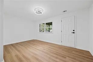 5200 Golfcrest Cir, Stone Mountain, GA 30088 - Photo 18