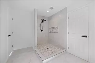 5200 Golfcrest Cir, Stone Mountain, GA 30088 - Photo 10