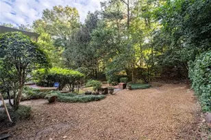 1152 Byrnwyck Rd NE, Brookhaven, GA 30319 - Photo 44