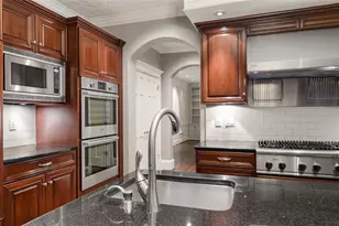 1152 Byrnwyck Rd NE, Brookhaven, GA 30319 - Photo 10