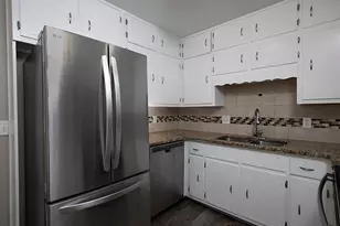 581 Autumn Ln, Marietta, GA 30068 - Photo 10