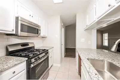819 Arbor Hill Drive, Stone Mountain, GA 30088 - Photo 10