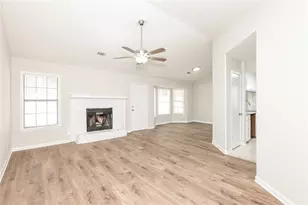 819 Arbor Hill Dr, Stone Mountain, GA 30088 - Photo 4