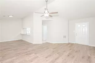 819 Arbor Hill Dr, Stone Mountain, GA 30088 - Photo 4
