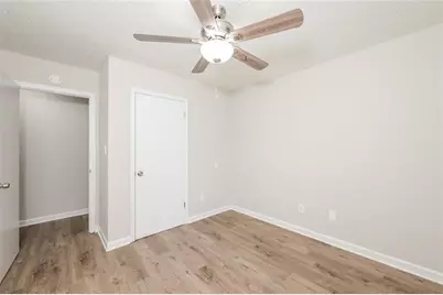 819 Arbor Hill Drive, Stone Mountain, GA 30088 - Photo 18