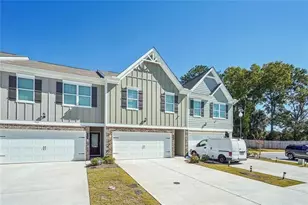 11692 Mendenhall Ct, Hampton, GA 30228 - Photo 4