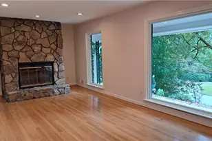 1176 Converse Dr NE, Atlanta, GA 30324 - Photo 4