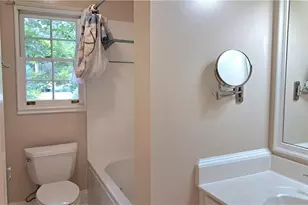 1176 Converse Dr NE, Atlanta, GA 30324 - Photo 18