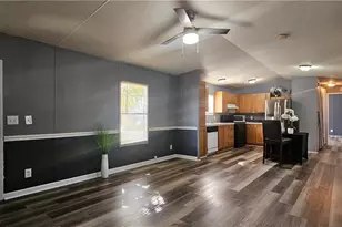 4255 Smokecreek Pkwy, Snellville, GA 30039 - Photo 6