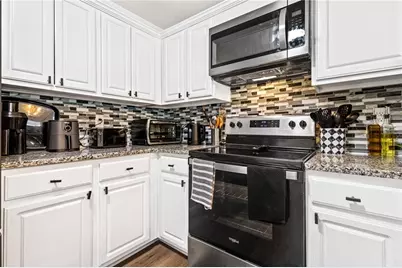 5356 Creekview Way, Morrow, GA 30260 - Photo 6