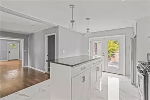 1053 Blount Pl, Atlanta, GA 30344 - Photo 14