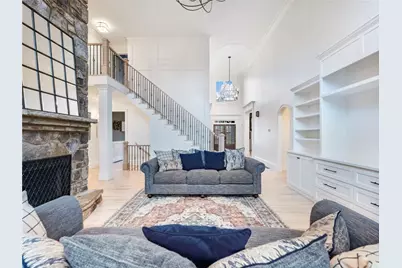 2445 Retreat Point Parkway, Hoschton, GA 30548 - Photo 14