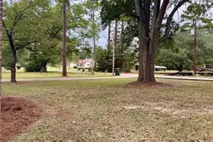 115 S Central Ave, Blakely, GA 39823 - Photo 22