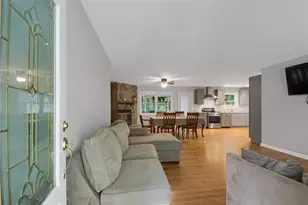 68 Christine Dr, Marietta, GA 30066 - Photo 2