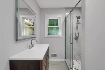 68 Christine Drive, Marietta, GA 30066 - Photo 14
