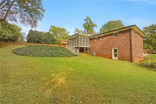 68 Christine Dr, Marietta, GA 30066 - Photo 28