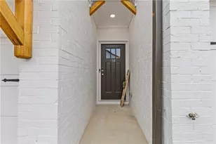 94 Garrison Dr, Winder, GA 30680 - Photo 2