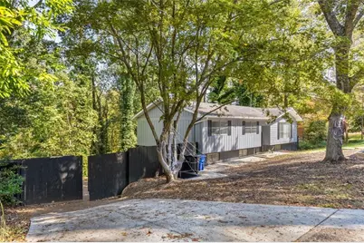 2276 Skyline Drive, Gainesville, GA 30501 - Photo 2