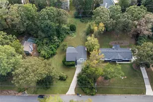 2612 Marcia Dr SW, Lawrenceville, GA 30044 - Photo 2