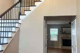 132 SW Wolf View Ct SW, Atlanta, GA 30349 - Photo 4