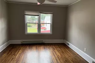 300 Forrest Ave, Gainesville, GA 30501 - Photo 10