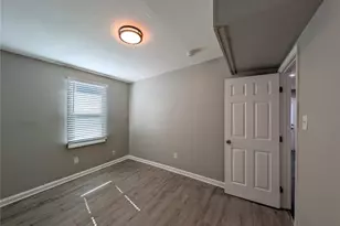 1672 Thornton Pl SW, Atlanta, GA 30315 - Photo 32