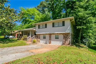 802 San Miguel Dr, Stone Mountain, GA 30083 - Photo 2