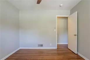 802 San Miguel Dr, Stone Mountain, GA 30083 - Photo 22