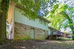 802 San Miguel Dr, Stone Mountain, GA 30083 - Photo 38