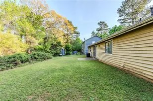 870 Chapman Cir, Stone Mountain, GA 30088 - Photo 30