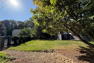 45 Forrest Pl, Atlanta, GA 30328 - Photo 42