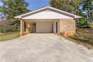3518 Tracey Dr, Duluth, GA 30096 - Photo 4