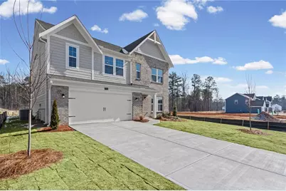795 Crystal Lake Parkway, Hoschton, GA 30548 - Photo 6