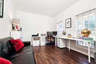 2692 Bogan Creek Dr, Buford, GA 30519 - Photo 6