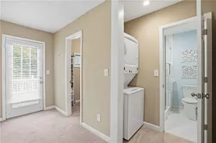 1052 Sasha Ln, Roswell, GA 30075 - Photo 16