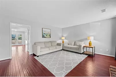 1039 Riverbend Club Drive SE, Atlanta, GA 30339 - Photo 4