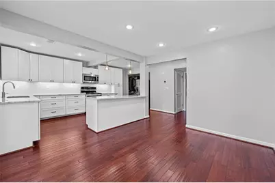 1039 Riverbend Club Drive SE, Atlanta, GA 30339 - Photo 10