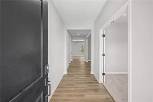 857 Crystal Lk Pkwy, Hoschton, GA 30548 - Photo 8