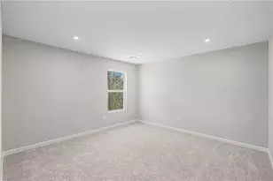 857 Crystal Lk Pkwy, Hoschton, GA 30548 - Photo 28