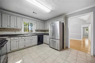 1210 Burning Bush Dr, Loganville, GA 30052 - Photo 12