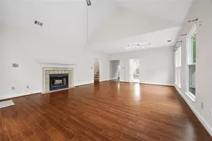 7536 Stonebridge Bay Ct, Stone Mountain, GA 30087 - Photo 6